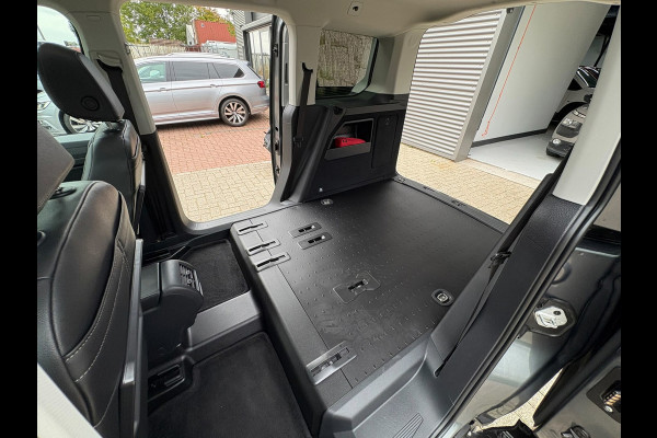 Volkswagen Caddy 1.5 TSI DSG, 5P, TREKHAAK,PANO,LEER