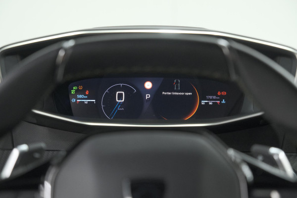 Peugeot 208 1.2 Hybrid 145 e-DCS6 GT | Alcantara Pakket | Camera | Apple Carplay | Stoelverwarming