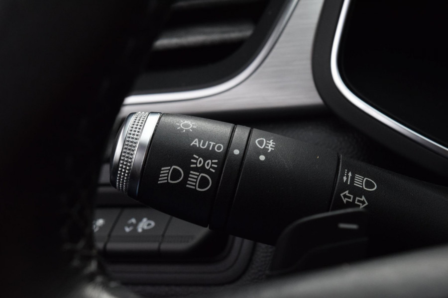 Renault Captur 1.3 TCe 130 Bose|Trekhaak|360 camera|