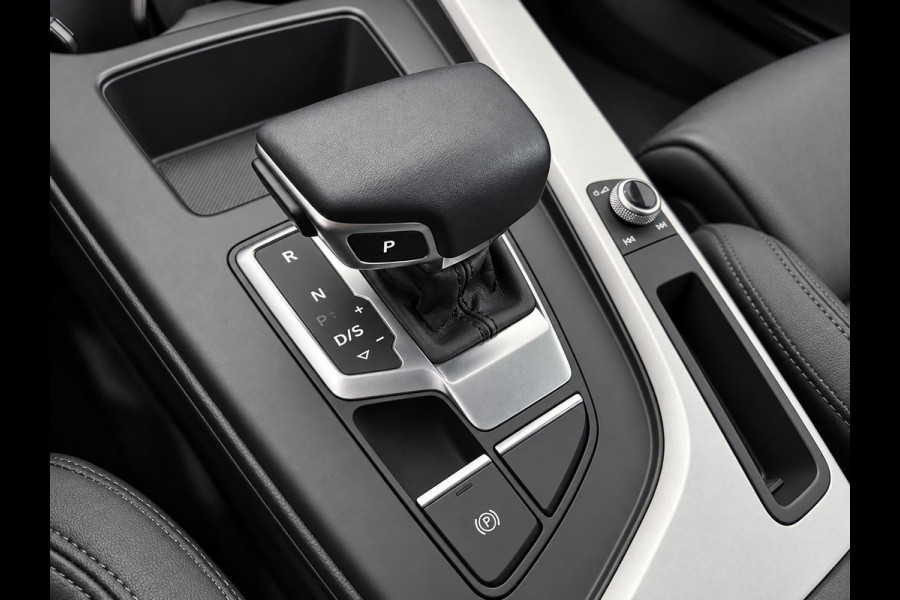 Audi A4 Avant 40 TFSI 204pk Pro Line Navigatie Apple CarPlay Android Auto Parkeerhulp  Adaptive Cruise Control Stoelverwamring Full led Leder Elektrisch bedienbare achterklep Climate Control Lichtmetalen velgen