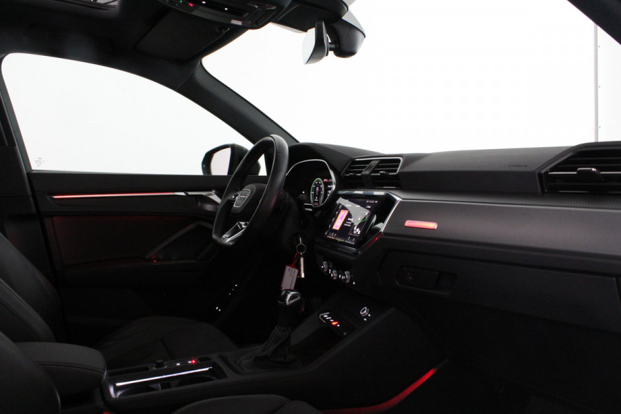 Audi Q3 45 TFSI e S line Edition > SOH 98,6%/Pano/Memory/360 camera/Chronos Gray Metallic
