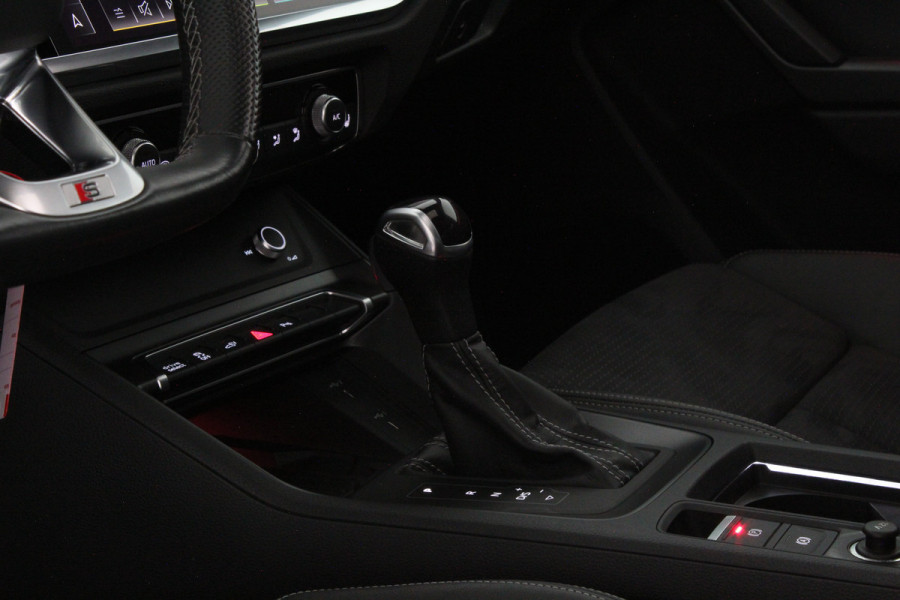 Audi Q3 45 TFSI e S line Edition > SOH 98,6%/Pano/Memory/360 camera/Chronos Gray Metallic