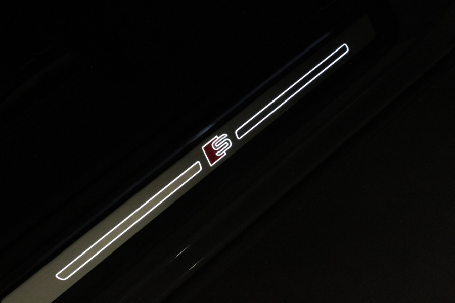 Audi Q3 45 TFSI e S line Edition > SOH 98,6%/Pano/Memory/360 camera/Chronos Gray Metallic