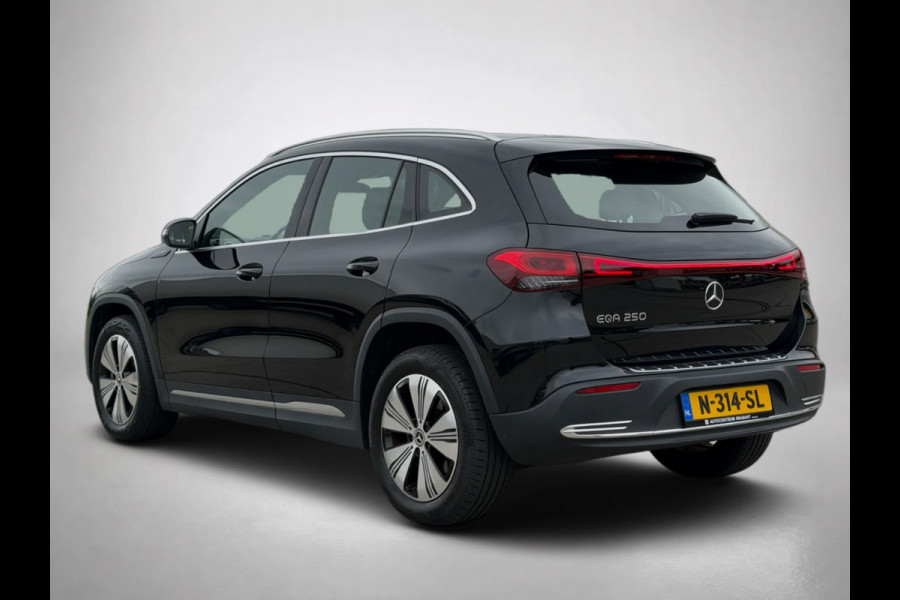 Mercedes-Benz EQA 250 67 kWh 97% SoH (NL-auto, 1e Eig, Dealer OndH, Carplay, SfeerV, Camera, Navi, Cruise Con, Etc)