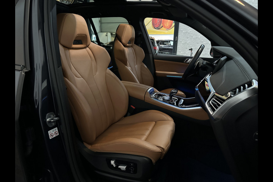 BMW X5 45e M-Performance Seats | 360 View | Panorama | ACC | Kristal pook | Head-Up | Laser-LED | Memory | Harman-Kardon | Keyless-Go | Trekhaak | Drive Assist Pro. | Leder | 4-Zone Clima | Standkachel | Rijklaarprijs & Bovag garantie | Carplay | Draadloos Laden | DAB | Sfeerverlichting |