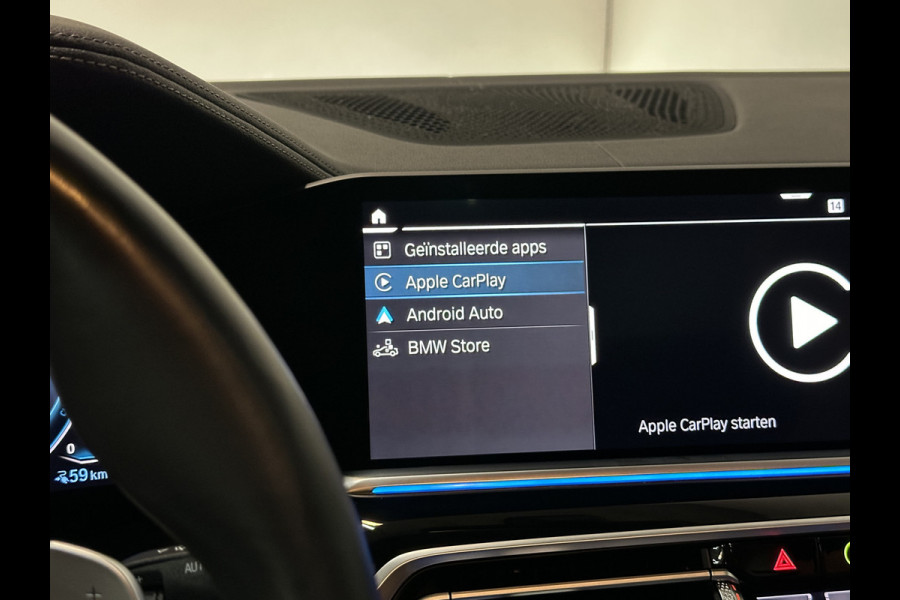 BMW X5 45e M-Performance Seats | 360 View | Panorama | ACC | Kristal pook | Head-Up | Laser-LED | Memory | Harman-Kardon | Keyless-Go | Trekhaak | Drive Assist Pro. | Leder | 4-Zone Clima | Standkachel | Rijklaarprijs & Bovag garantie | Carplay | Draadloos Laden | DAB | Sfeerverlichting |