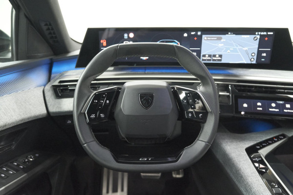 Peugeot 5008 1.2 Hybrid 136 GT 7p | Adaptieve Cruise control | Elektrische Kofferklep | Camera | Stoelverwarming