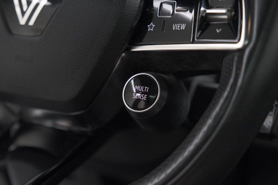 Renault Austral 1.3 Mild Hybrid 160 X-Tronic Techno | WINTERSPORT READY | Trekhaak | Panoramadak | Adaptieve Cruise Control | Elektrische Kofferklep