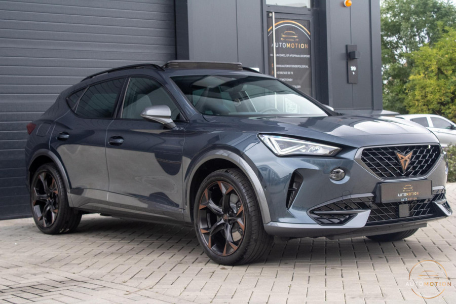 CUPRA Formentor 1.4 e-Hybrid VZ Copper Edition PANO CAMERA SFEERVERLICHTING CARPLAY