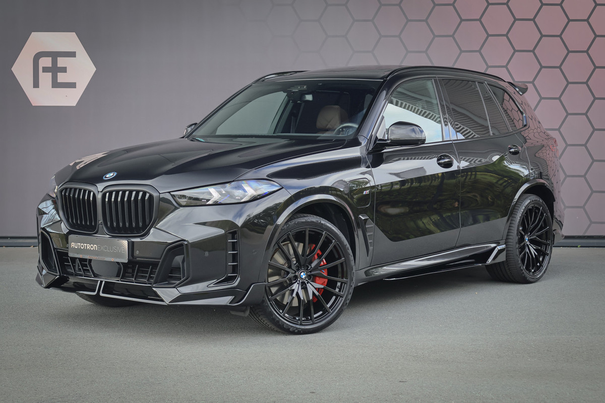 BMW X5 xDrive50e 490PK | SOFTCLOSE | H/K | 22" | PANORAMADAK | STOELKOELING MASSAGE VERWARMING | STUURWIELVERWARMING | ELEKTRISCHE TREK