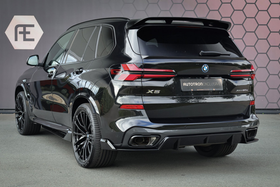 BMW X5 xDrive50e 490PK | SOFTCLOSE | H/K | 22" | PANORAMADAK | STOELKOELING MASSAGE VERWARMING | STUURWIELVERWARMING | ELEKTRISCHE TREK