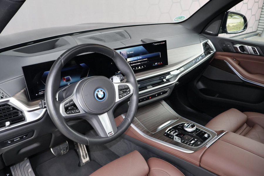 BMW X5 xDrive50e 490PK | SOFTCLOSE | H/K | 22" | PANORAMADAK | STOELKOELING MASSAGE VERWARMING | STUURWIELVERWARMING | ELEKTRISCHE TREK