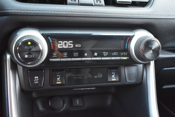 Toyota RAV4 2.5 Hybrid | CAMERA | LEDER | APPLE CARPLAY | STOELVERWARMING | ANDROID AUTO