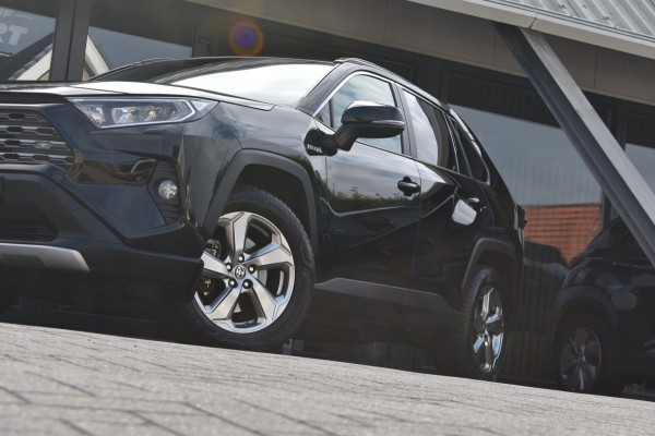 Toyota RAV4 2.5 Hybrid | CAMERA | LEDER | APPLE CARPLAY | STOELVERWARMING | ANDROID AUTO
