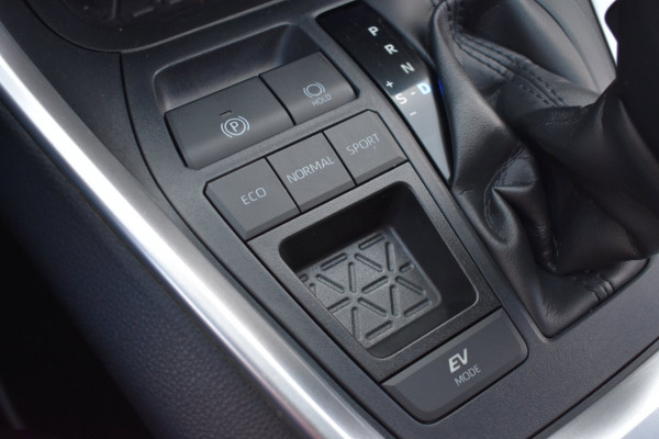 Toyota RAV4 2.5 Hybrid | CAMERA | LEDER | APPLE CARPLAY | STOELVERWARMING | ANDROID AUTO