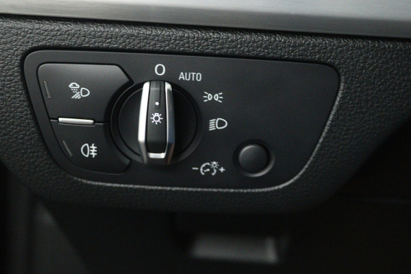Audi Q5 55 TFSI e quattro Competition (PANORAMADAK, 360 VIEW, STOELVERWARMING, BLACK PAKKET, LED, ADAPTIVE CRUISE, ELEKT. STOELEN)