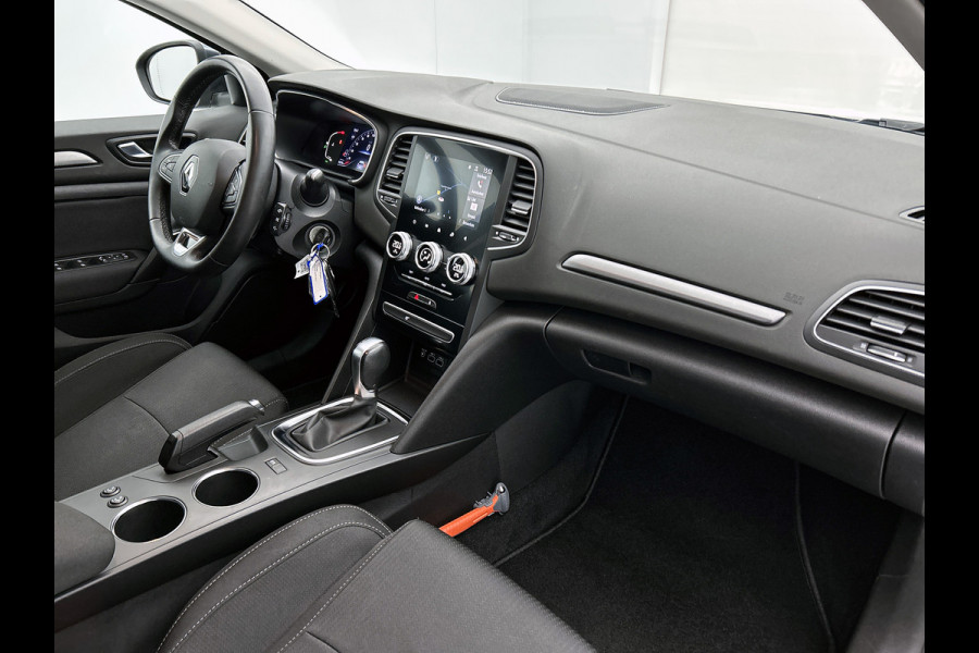 Renault Mégane Estate Automaat 1.3 TCe 141PK Zen / Trekhaak / 1700kg trekgewicht / Navigatie / Pdc.A / Airco-ecc./ Xenon / Apk nieuw