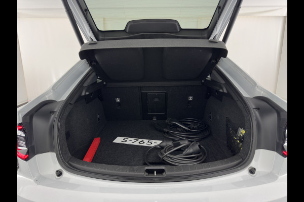 Polestar 2 Standard Range Single Motor 69 kWh [3-Fase-11kW] {SOH-90%} (INCL-BTW) Aut. *PANO | FULL-LED | MEMORY-PACK | CAMERA | KEYLESS | LANE-ASSIST | DIGI-COCKPIT | CARPLAY | DAB+ | HEATED-COMFORTSEATS | CRUISE | TOWBAR | 19''ALU*