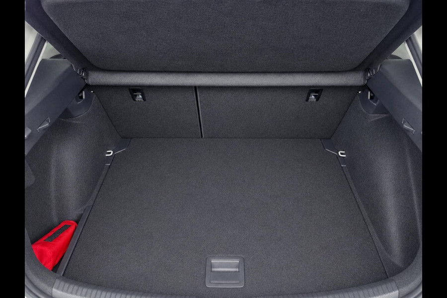 Volkswagen Taigo 1.0 TSI Life Camera Stoelverwarming Navigatie Digital Cockpit DAB  Active Cruise Control Parkeersensoren LED koplampen  Climate Control Apple Carplay