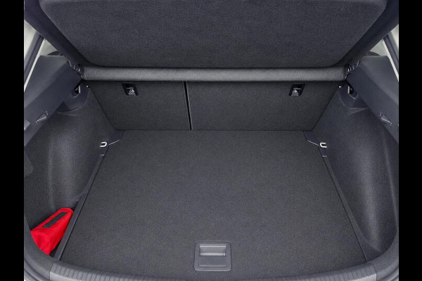 Volkswagen Taigo 1.0 TSI Life Camera Stoelverwarming Navigatie Digital Cockpit DAB  Active Cruise Control Parkeersensoren LED koplampen  Climate Control Apple Carplay