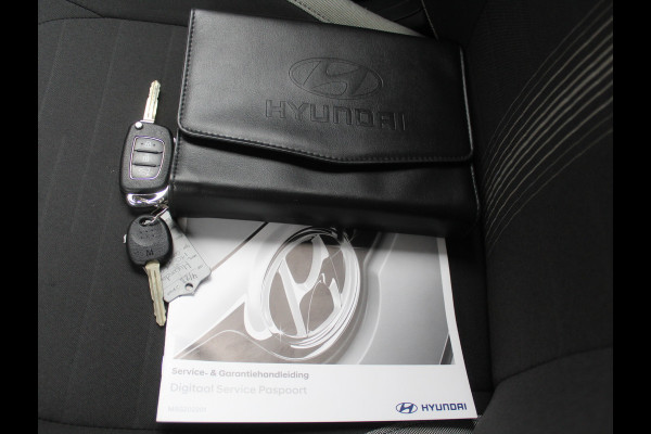 Hyundai i10 1.0 Comfort AIRCO | CRUISE | LED | DAB | CARPLAY | CV | ELRM | STB
