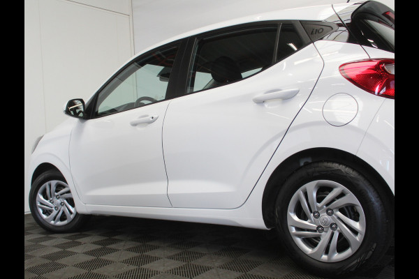 Hyundai i10 1.0 Comfort AIRCO | CRUISE | LED | DAB | CARPLAY | CV | ELRM | STB
