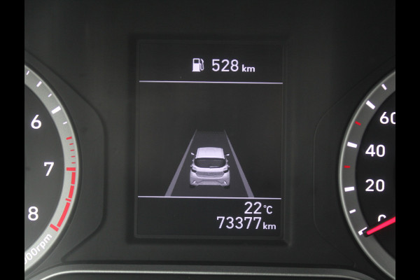 Hyundai i10 1.0 Comfort AIRCO | CRUISE | LED | DAB | CARPLAY | CV | ELRM | STB