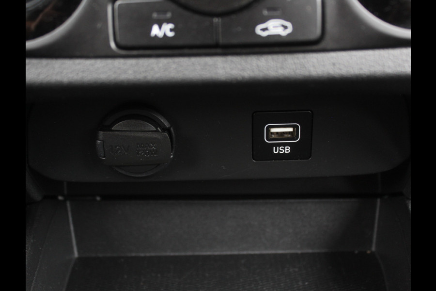 Hyundai i10 1.0 Comfort AIRCO | CRUISE | LED | DAB | CARPLAY | CV | ELRM | STB