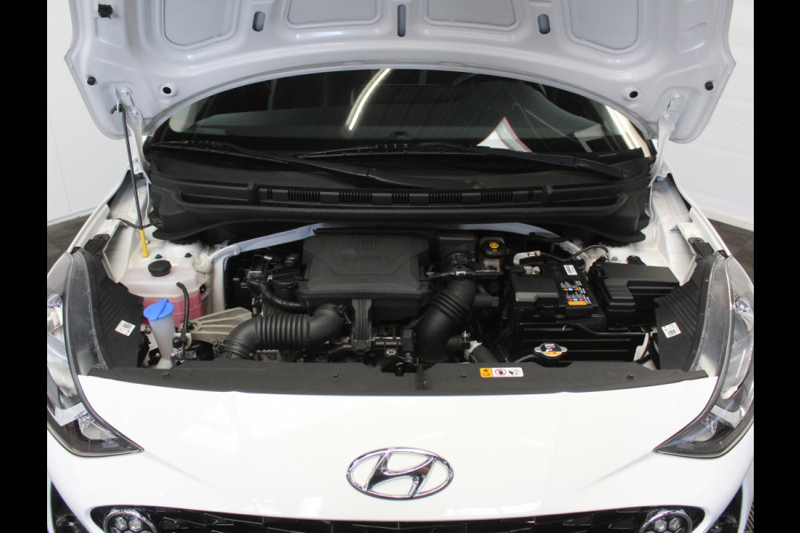 Hyundai i10 1.0 Comfort AIRCO | CRUISE | LED | DAB | CARPLAY | CV | ELRM | STB