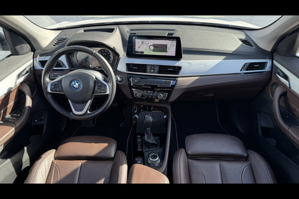 BMW X1 XDrive25e eDrive Edition Trekhaak Leder Panorama dak Led Adaptieve cruise