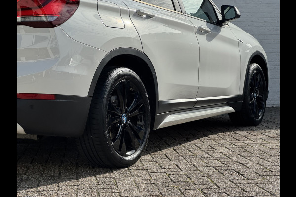 BMW X1 XDrive25e eDrive Edition Trekhaak Leder Panorama dak Led Adaptieve cruise