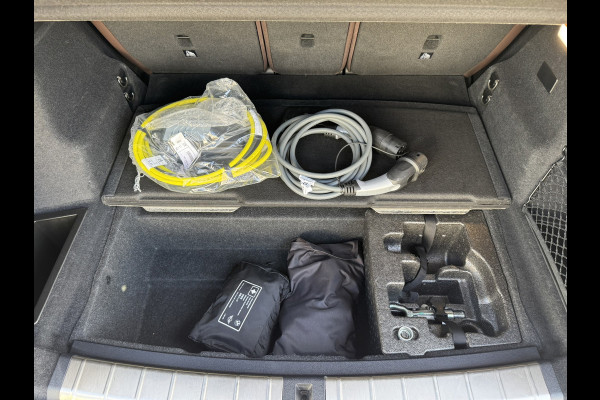 BMW X1 XDrive25e eDrive Edition Trekhaak Leder Panorama dak Led Adaptieve cruise