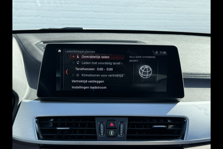 BMW X1 XDrive25e eDrive Edition Trekhaak Leder Panorama dak Led Adaptieve cruise