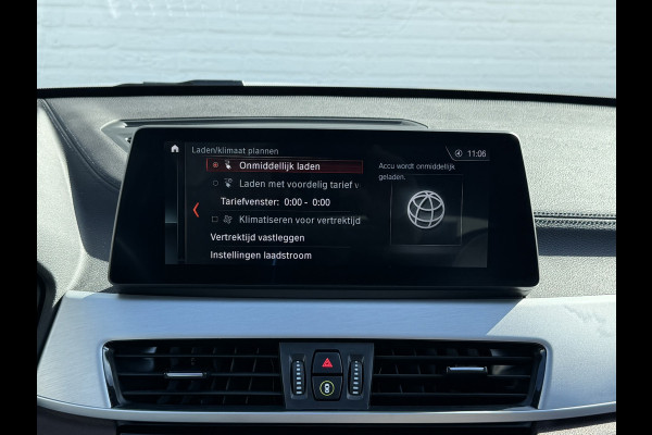 BMW X1 XDrive25e eDrive Edition Trekhaak Leder Panorama dak Led Adaptieve cruise