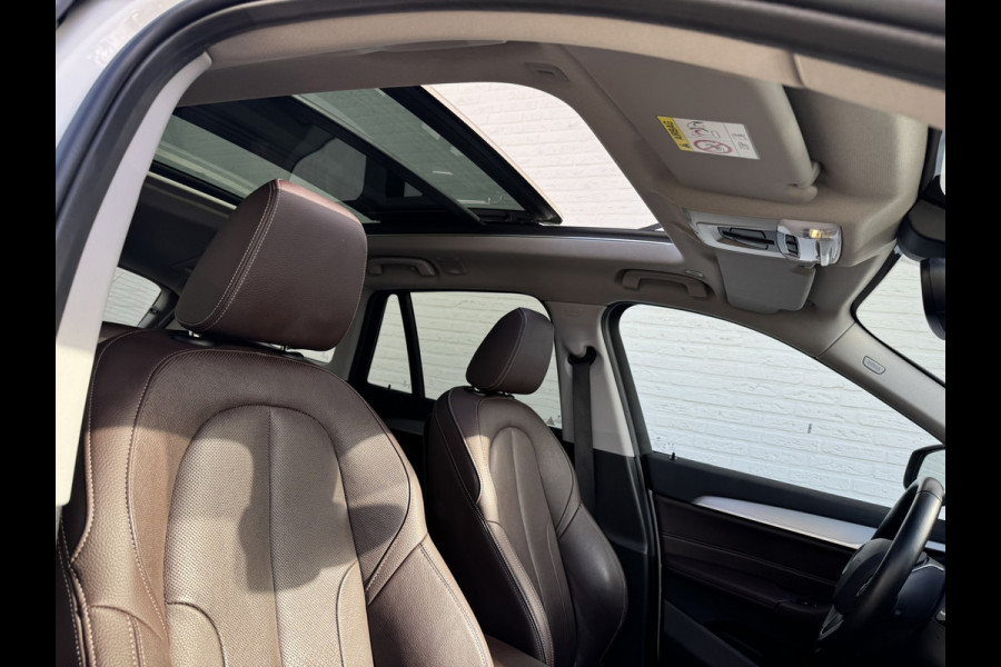 BMW X1 XDrive25e eDrive Edition Trekhaak Leder Panorama dak Led Adaptieve cruise