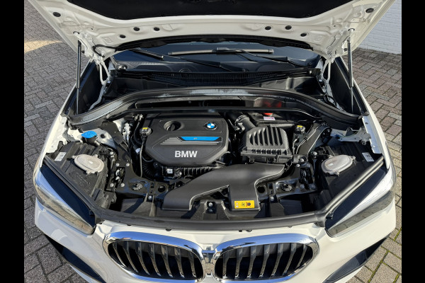 BMW X1 XDrive25e eDrive Edition Trekhaak Leder Panorama dak Led Adaptieve cruise
