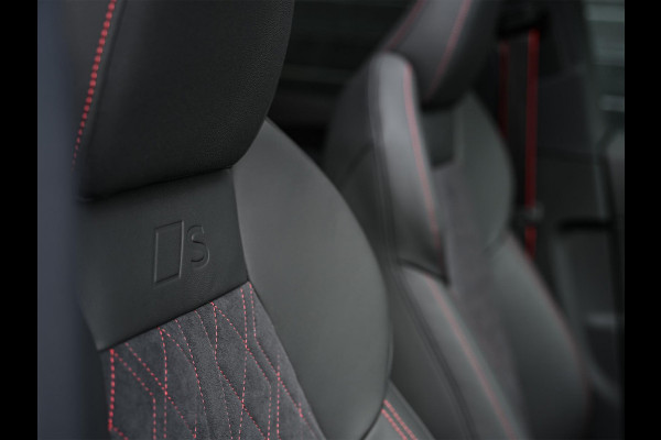 Audi Q5 E-Hybrid quattro 270KW S edition Competition | Panoramadak | 5 Jr Garantie | Luchtvering | B&O | 360 Camera | Adaptive Cruise | Memory Seat | Ambiance Interieur | Stoelverwarming V+A | Stuurverwarming | Trekhaak |