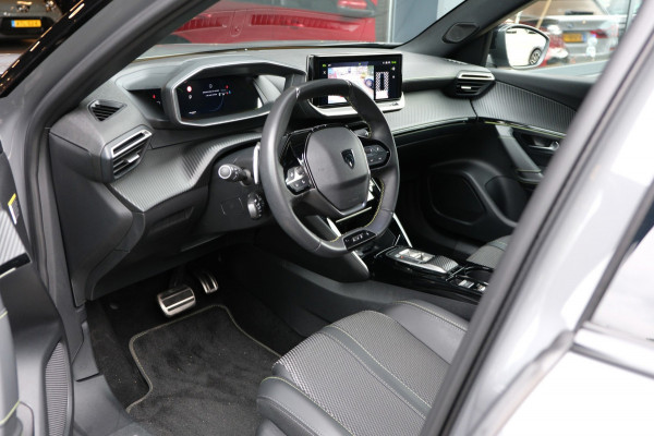 Peugeot 2008 1.2 PureTech 130 GT |UNIEK 1e Eig. 12.899km| Nardo Grey/Navigatie/Camera NIEUWSTAAT ALL-Season banden