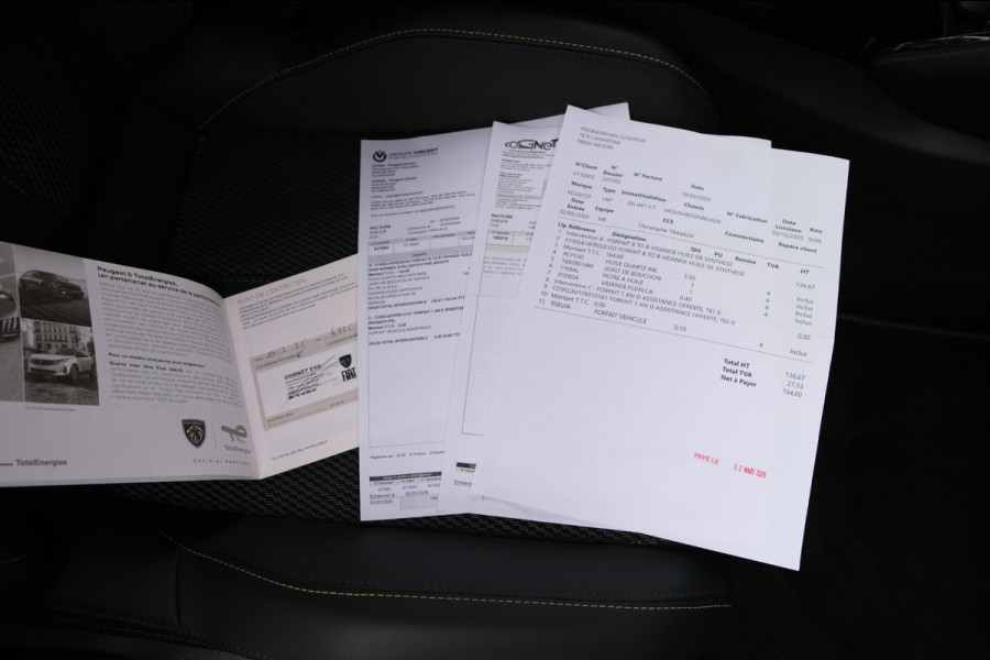 Peugeot 2008 1.2 PureTech 130 GT |UNIEK 1e Eig. 12.899km| Nardo Grey/Navigatie/Camera NIEUWSTAAT ALL-Season banden