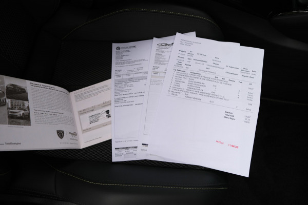 Peugeot 2008 1.2 PureTech 130 GT |UNIEK 1e Eig. 12.899km| Nardo Grey/Navigatie/Camera NIEUWSTAAT ALL-Season banden