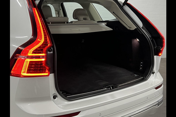 Volvo XC60 2.0 T6 Plug-in hybrid AWD Inscription Expression Luchtvering | Trekhaak | Stoel ventilatie | Massage | Open dak | Adapt. cruise | Stuur-/stoelverwarming | Memory
