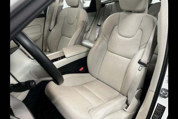 Volvo XC60 2.0 T6 Plug-in hybrid AWD Inscription Expression Luchtvering | Trekhaak | Stoel ventilatie | Massage | Open dak | Adapt. cruise | Stuur-/stoelverwarming | Memory