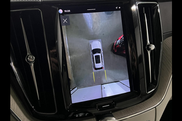 Volvo XC60 2.0 T6 Plug-in hybrid AWD Inscription Expression Luchtvering | Trekhaak | Stoel ventilatie | Massage | Open dak | Adapt. cruise | Stuur-/stoelverwarming | Memory
