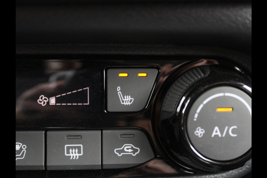 Nissan Juke 1.0 DIG-T N-Connecta AUTOMAAT | CLIMATE | CAMERA | CARPLAY | DAB | LED | NAVI | STOELVERW | CRUISE | ISOFIX