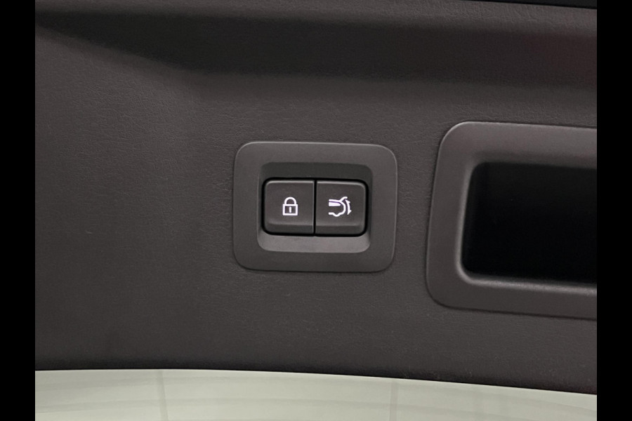 Mazda CX-80 2.5 e-SkyActiv PHEV Homura Plus 7 persoons | Open dak | Adapt. Cruise | Stoelventilatie | Stuur-/Stoelverwarming | 360 camera | Head-up | Carplay | Bose sound | Memory