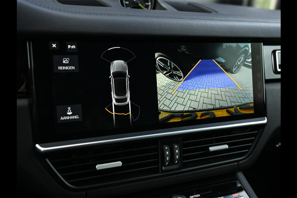 Porsche Cayenne Coupé 3.0 E-Hybrid | Sport Design | NL-Auto | Carbon Dak | Alcantara Hemel | Carbon Interieur | Luchtvering | Camera | Stuur- Stoelverwarming | Memory Seat | Soft Close | HIFI | Trekhaak |