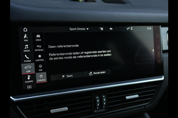 Porsche Cayenne Coupé 3.0 E-Hybrid | Sport Design | NL-Auto | Carbon Dak | Alcantara Hemel | Carbon Interieur | Luchtvering | Camera | Stuur- Stoelverwarming | Memory Seat | Soft Close | HIFI | Trekhaak |