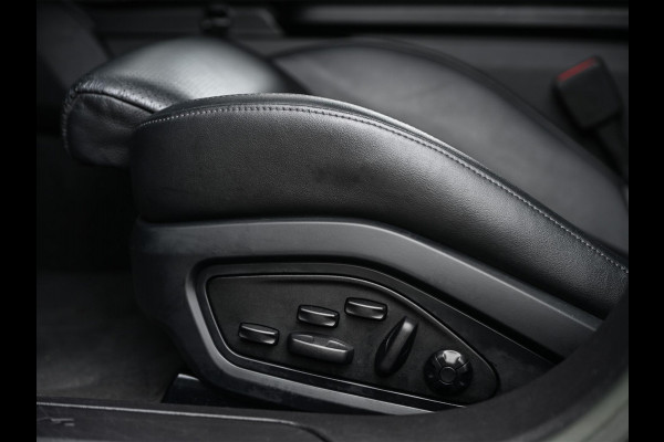 Porsche Taycan Sport Turismo 79 kWh | NL-Auto | 18-Wegs Memory Seats | Luchtvering | Adaptive Cruise | BOSE | Camera | Stoelverwarming | Ambiance Verlichting |