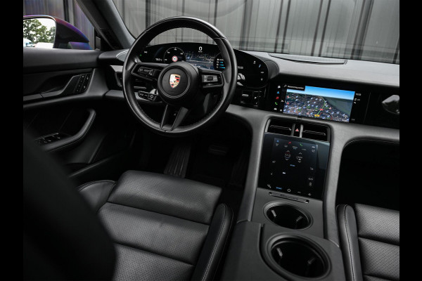 Porsche Taycan Sport Turismo 79 kWh | NL-Auto | 18-Wegs Memory Seats | Luchtvering | Adaptive Cruise | BOSE | Camera | Stoelverwarming | Ambiance Verlichting |