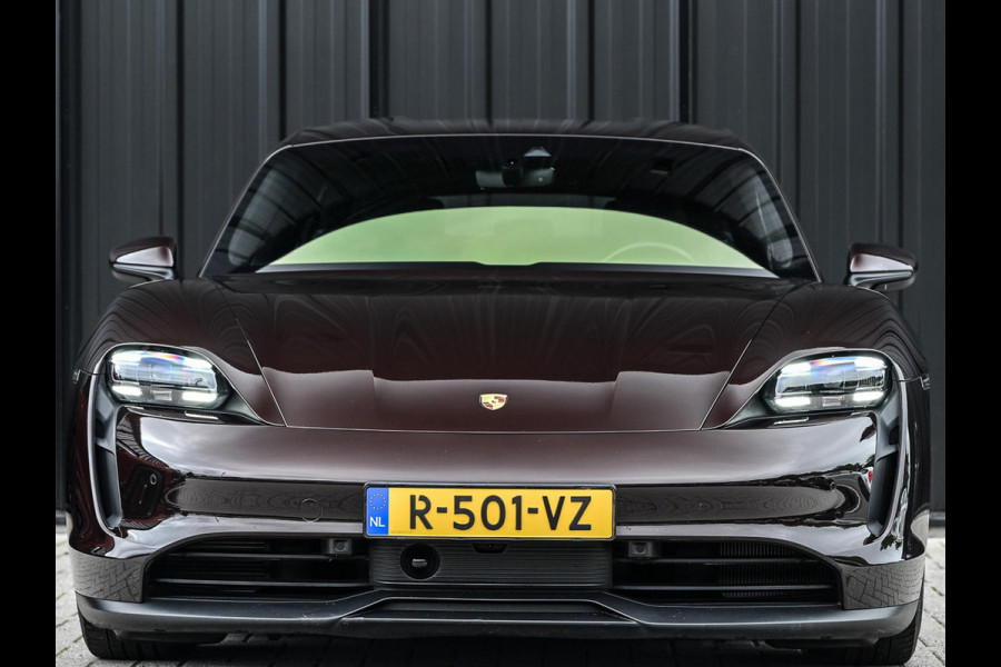 Porsche Taycan Sport Turismo 79 kWh | NL-Auto | 18-Wegs Memory Seats | Luchtvering | Adaptive Cruise | BOSE | Camera | Stoelverwarming | Ambiance Verlichting |